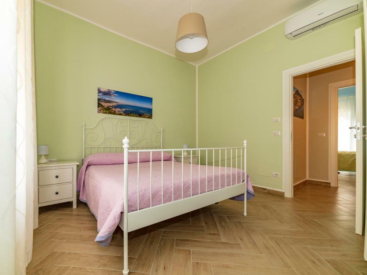 סלרנו Appartamento La Carnale מראה חיצוני תמונה